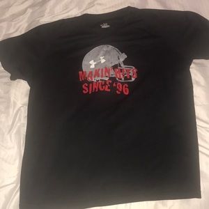 Under armor youth XL football tee